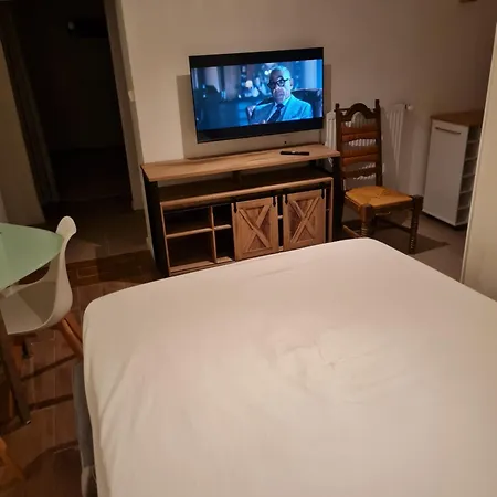 Dans Un Village Vigneron *